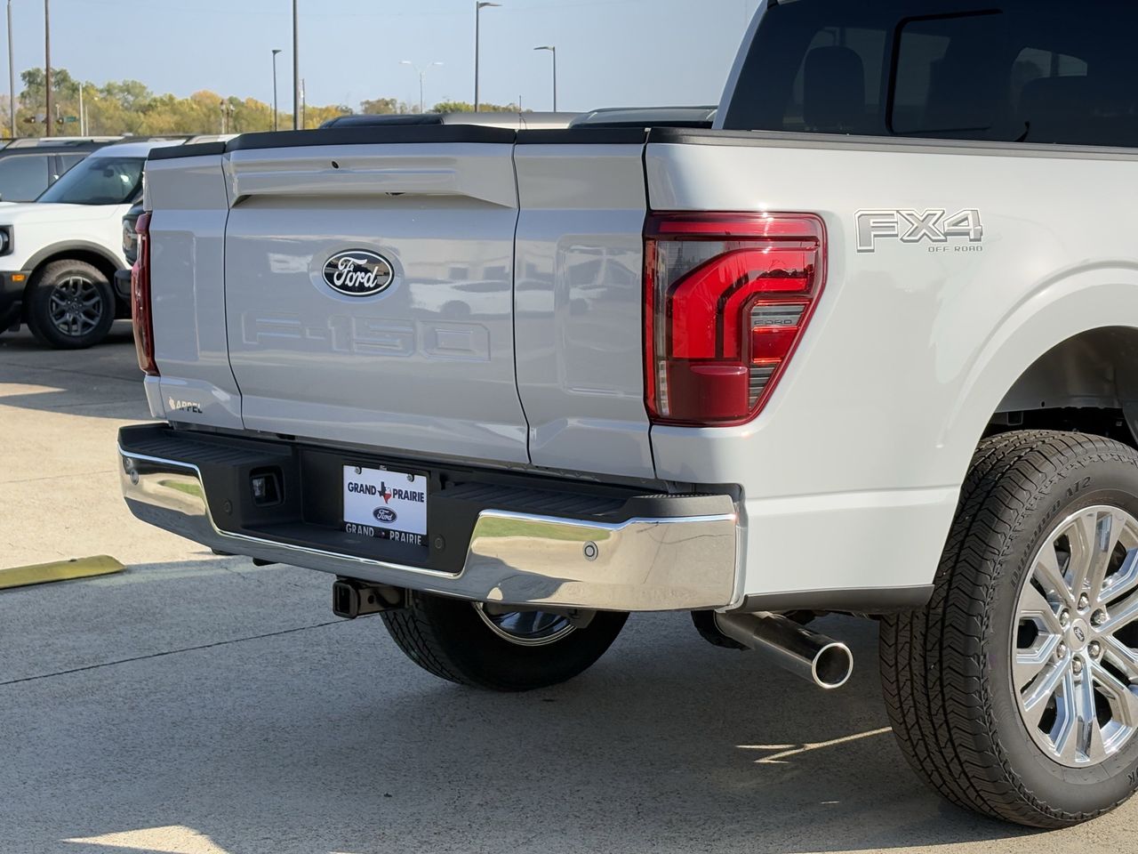 2025 Ford F-150 Lariat - Photo 7