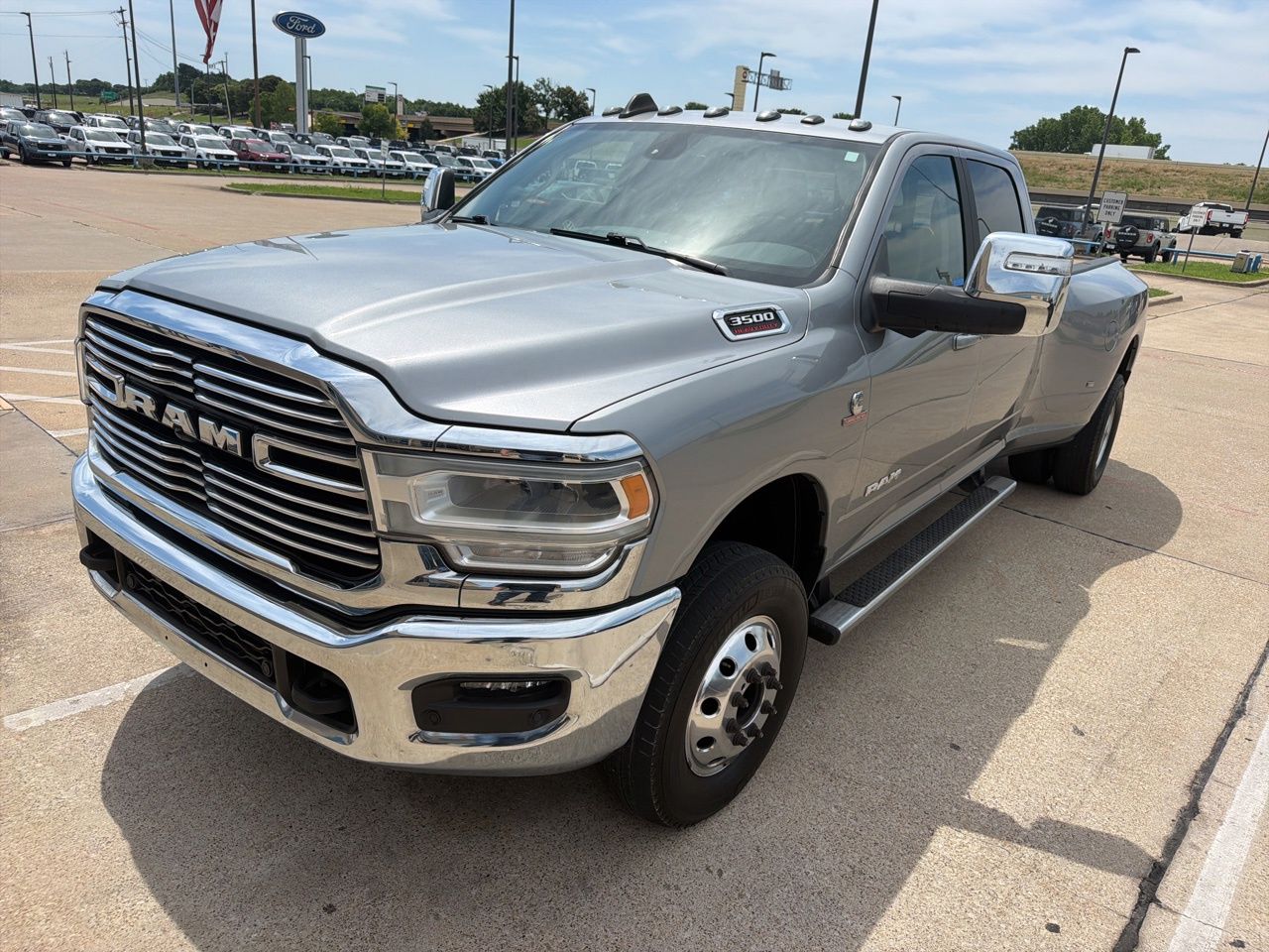 2023 RAM 3500 Laramie 4X4 Crew Cab LWB's photo