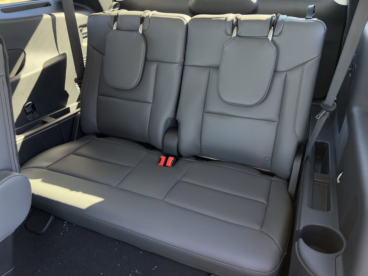 2026 Ford Explorer Active - Photo 27