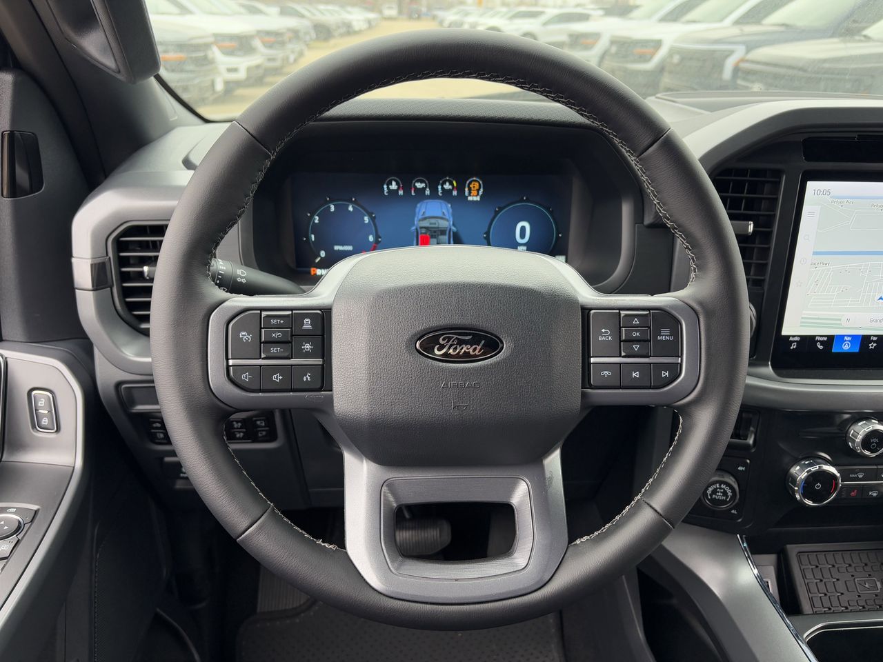 2025 Ford F-150 XLT - Photo 12