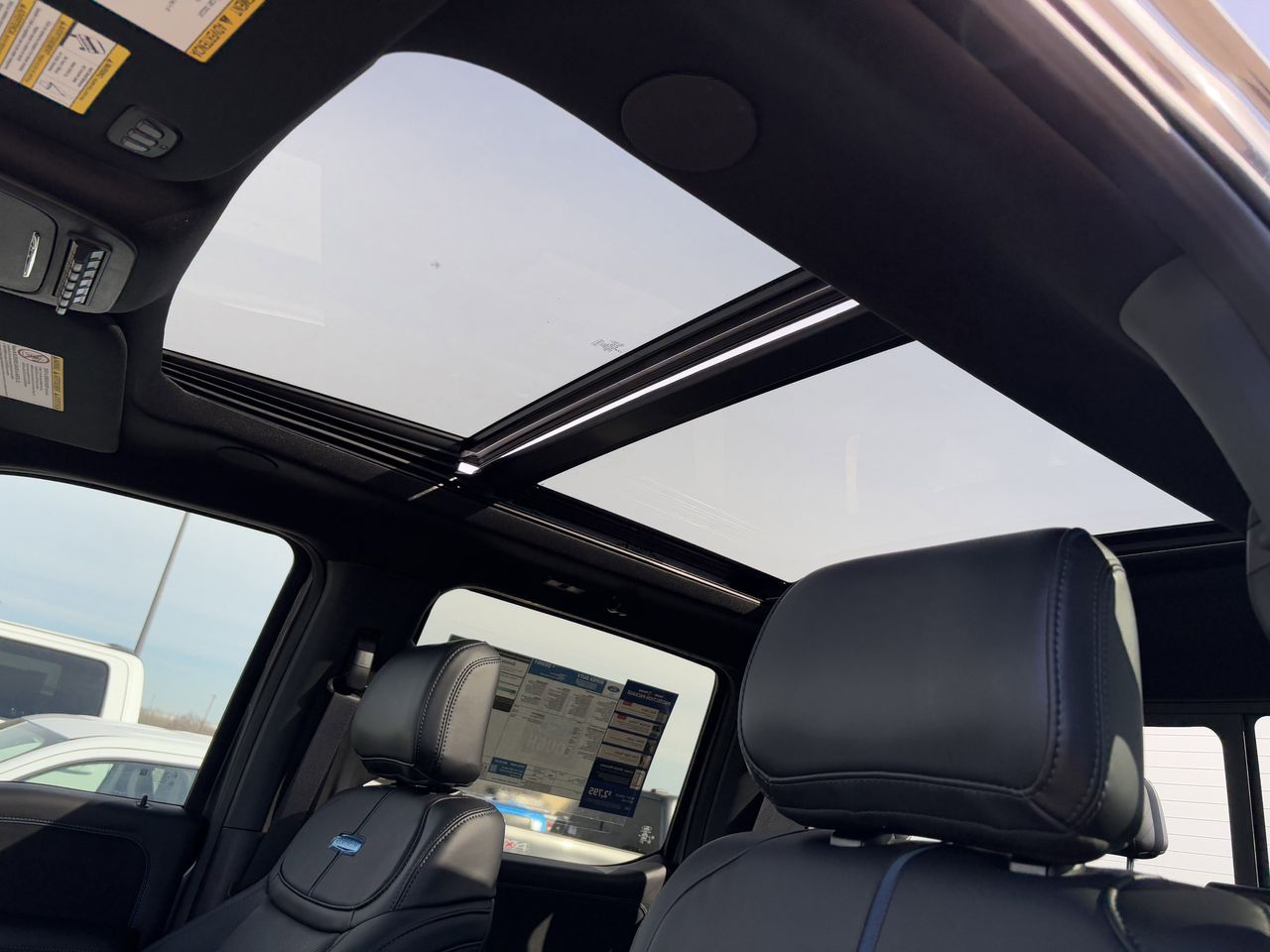 2026 Ford F-250 Super Duty Platinum - Photo 26