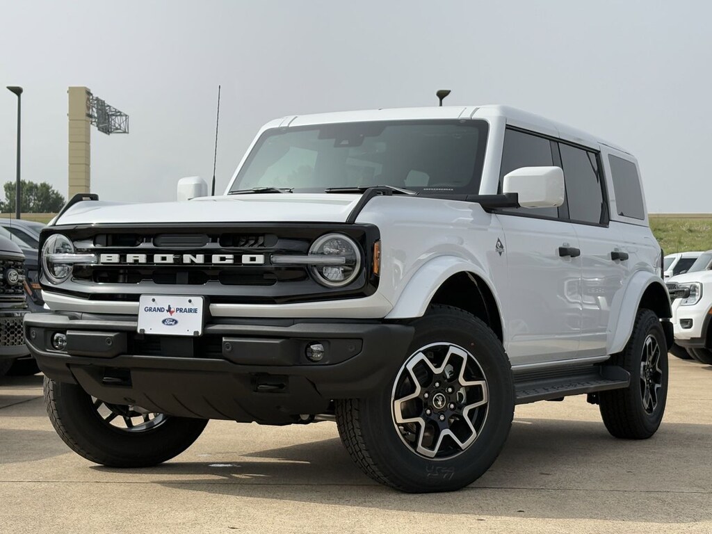 New 2026 Ford Bronco Outer Banks SUV