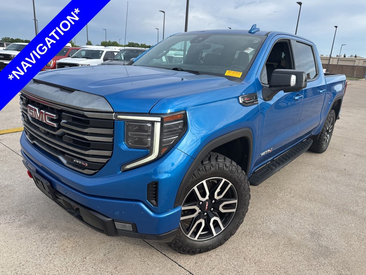 2022 GMC Sierra 4WD Crew Cab Short Box AT4's photo