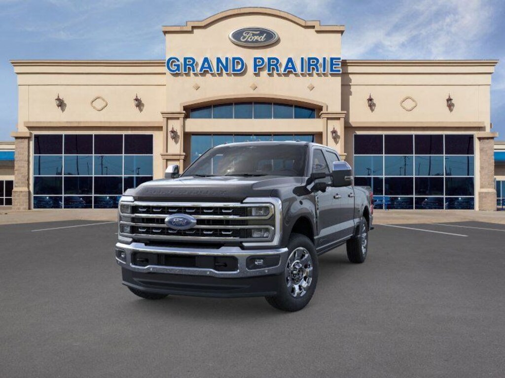 New 2025 Ford F-350 Lariat Truck Crew Cab