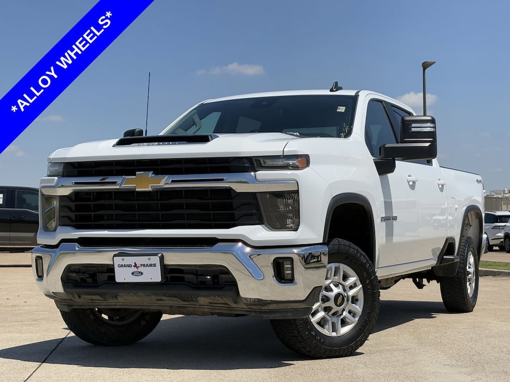 Used 2024 Chevrolet Silverado 2500 HD LT Truck Crew Cab