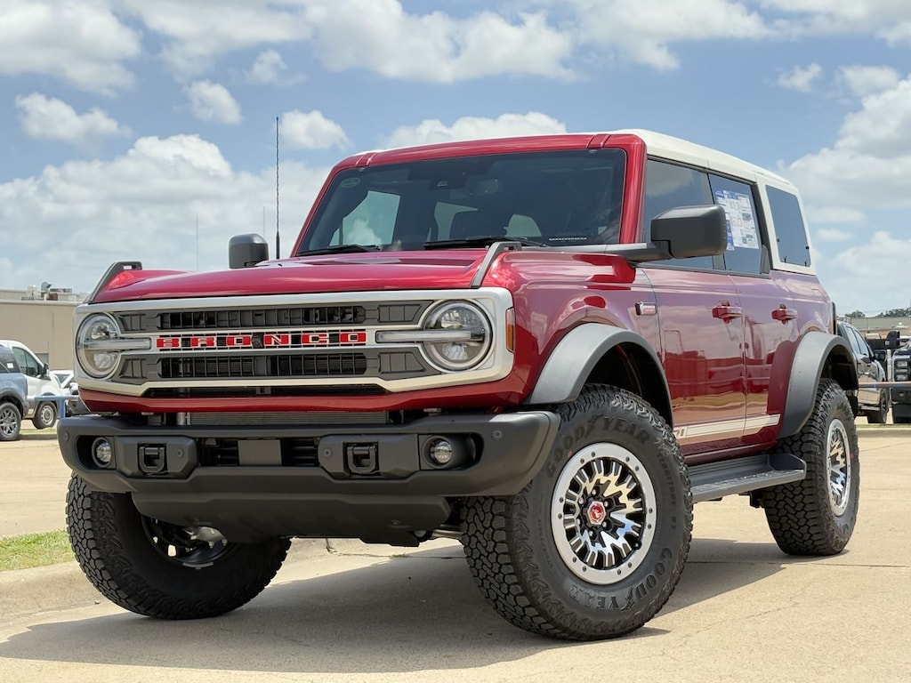 New 2026 Ford Bronco Outer Banks SUV