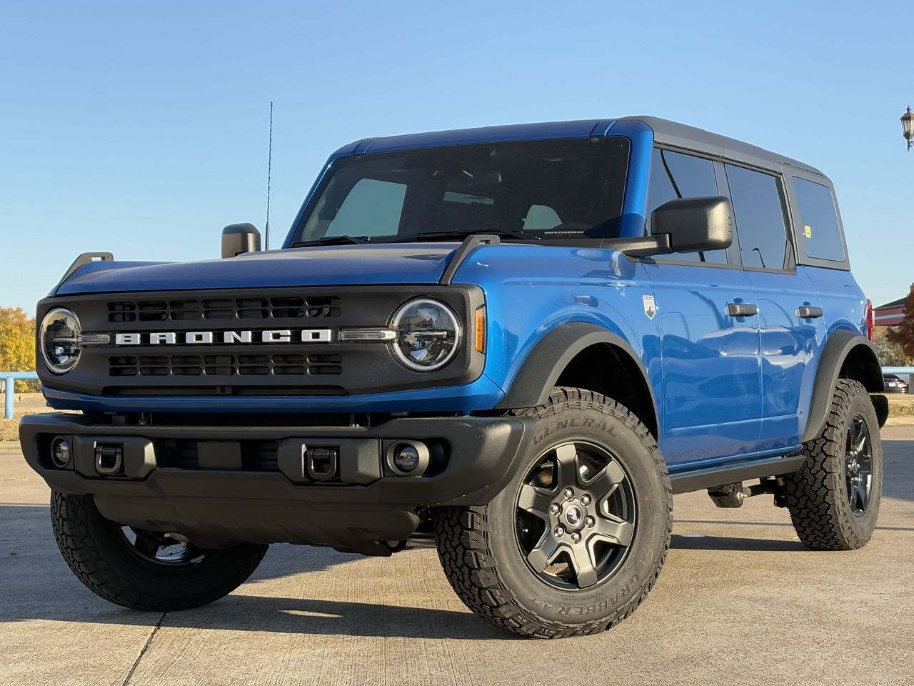 2025 Ford Bronco 4-Door Big Bend's photo