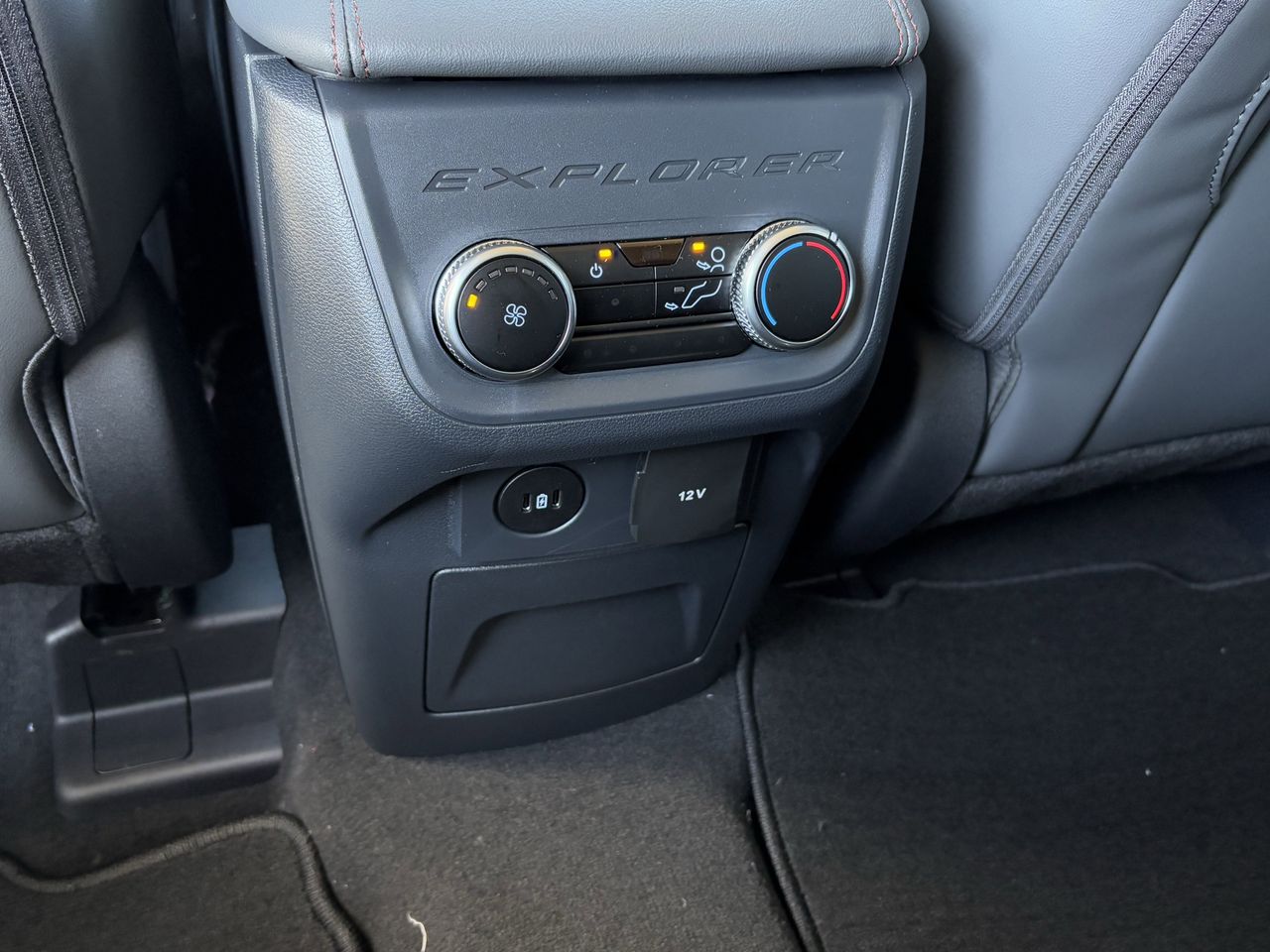 2026 Ford Explorer Active - Photo 20