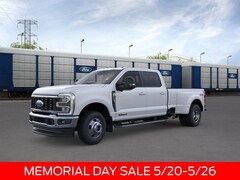 2026 Ford F-350 Lariat Truck Crew Cab