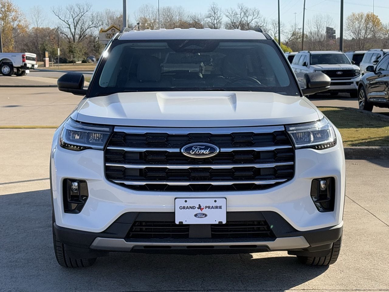 2026 Ford Explorer Active - Photo 8