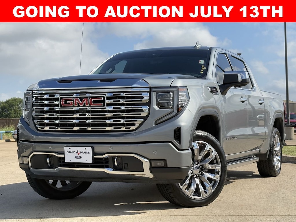 Used 2024 GMC
