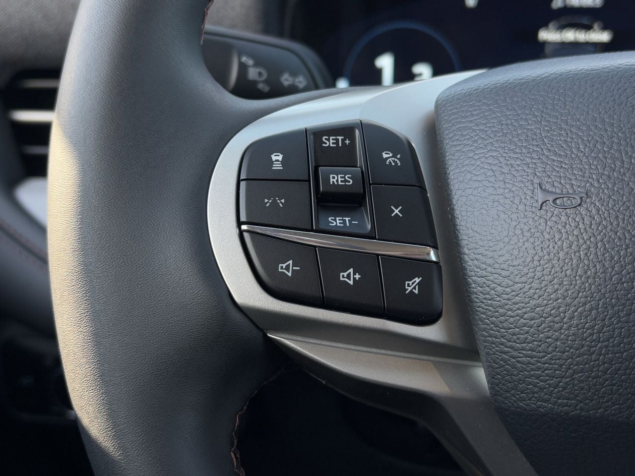 2026 Ford Explorer Active - Photo 14