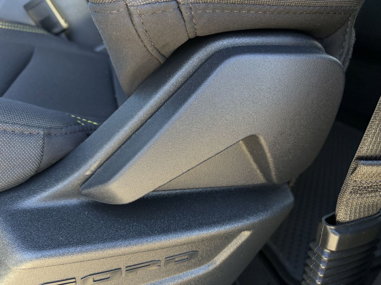 2025 Ford F-150 STX - Photo 25