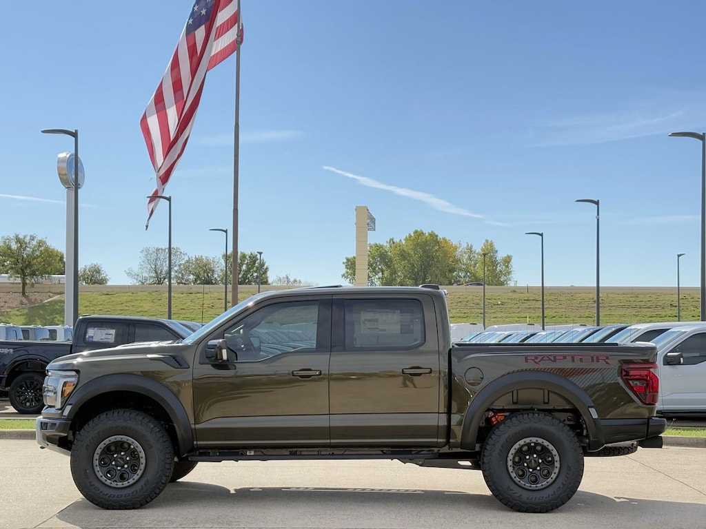 New 2025 Ford F-150 Raptor Truck SuperCrew Cab