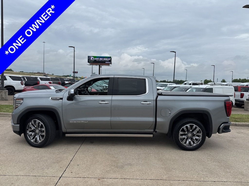 Used 2023 GMC