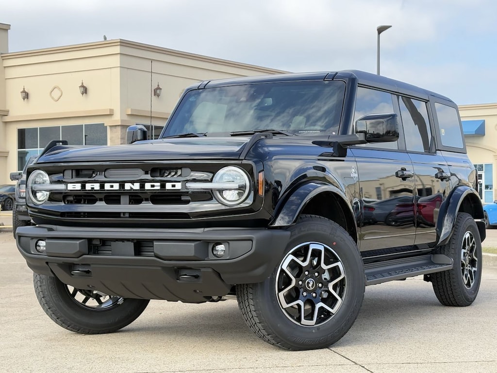 New 2025 Ford Bronco Outer Banks SUV