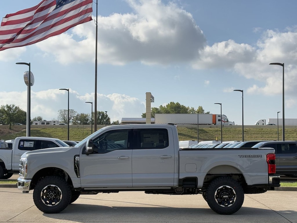 New 2026 Ford F-250 Lariat Truck Crew Cab