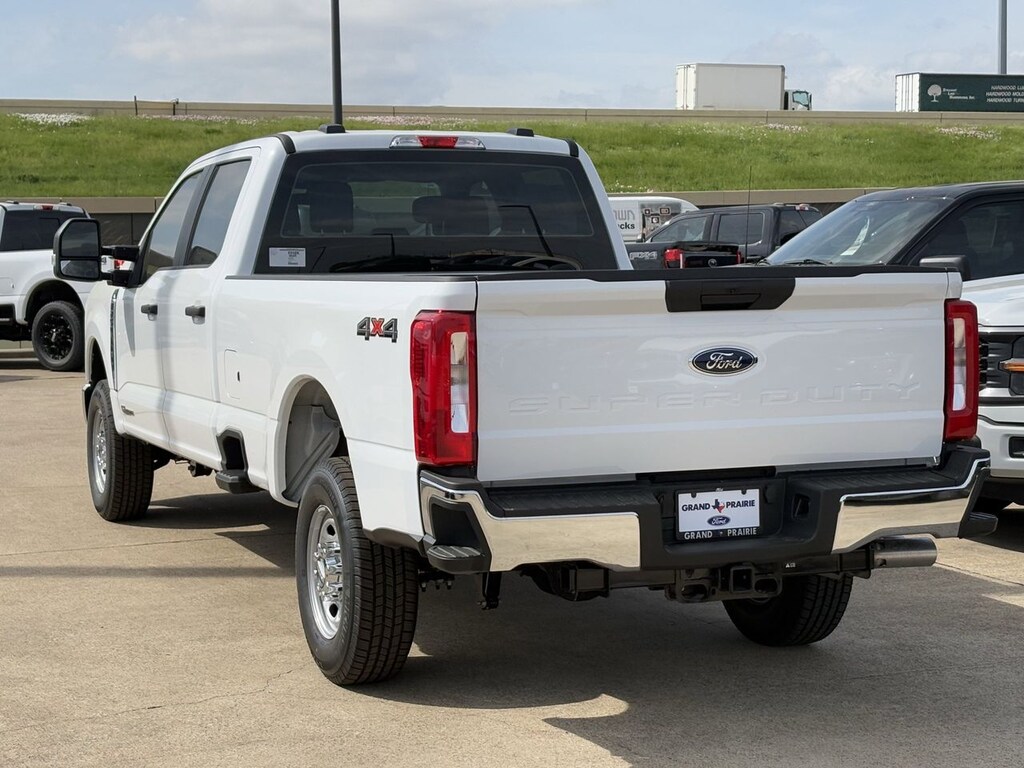 New 2026 Ford F-250 XL Truck Crew Cab