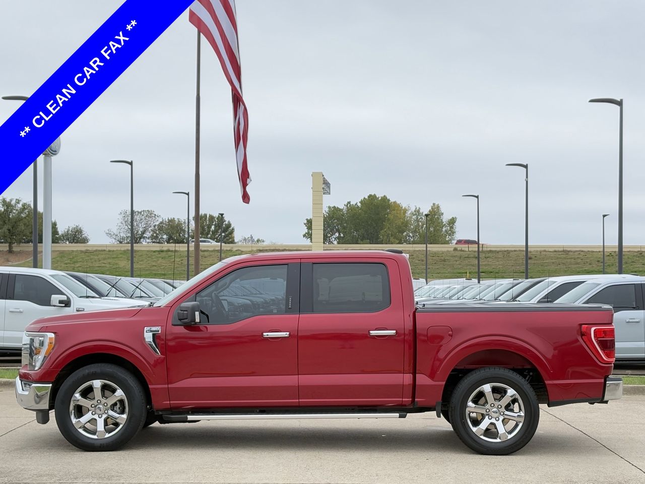 2022 Ford F-150 XLT photo 2