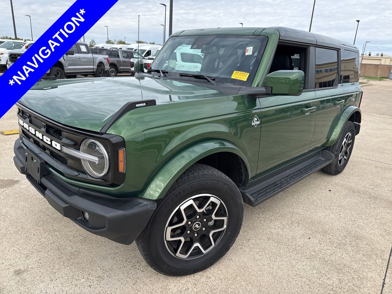2025 Ford Bronco 4-Door Outer Banks's photo