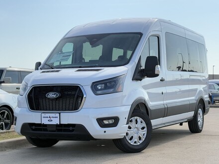 2026 Ford Transit-350 Passenger XLT Wagon Medium Roof Van
