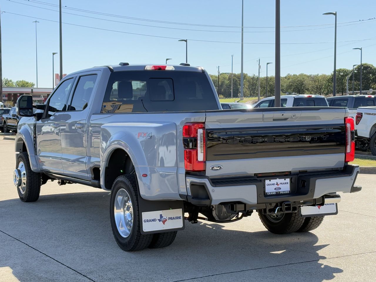 2026 Ford F-450 Platinum photo 4