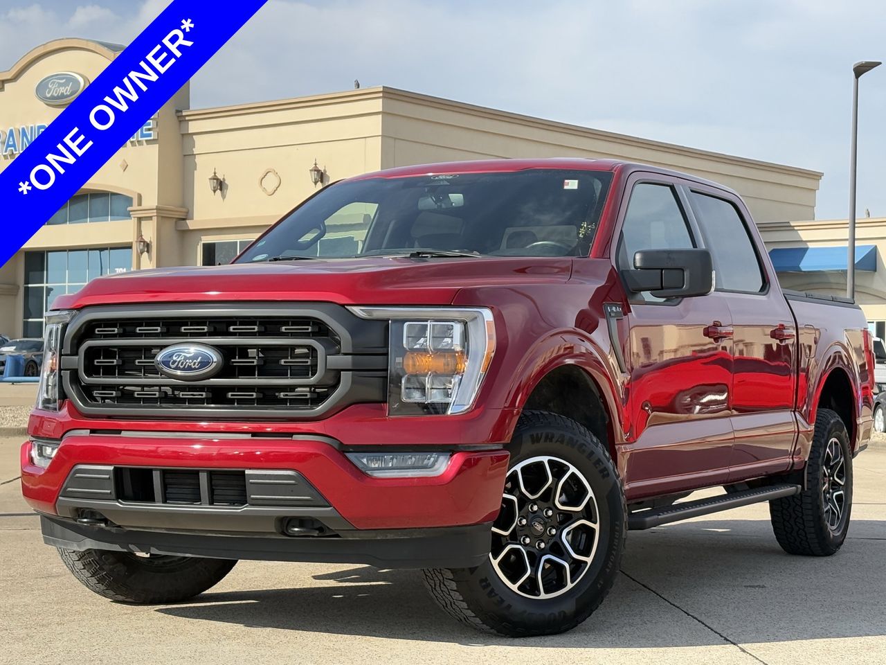 2022 Ford F-150 XLT's photo