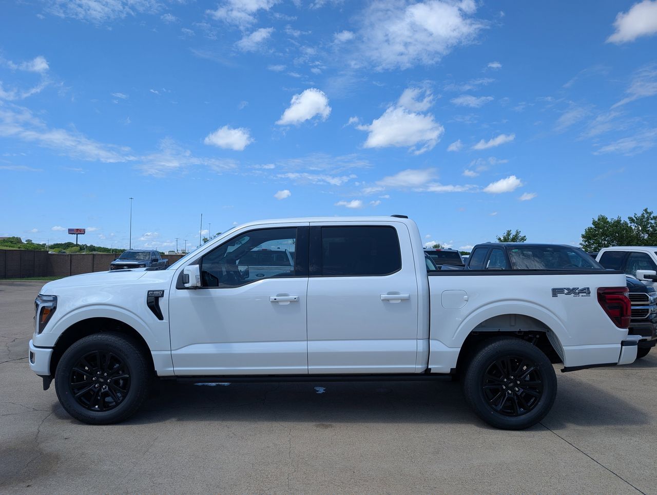 2025 Ford F-150 Platinum photo 2