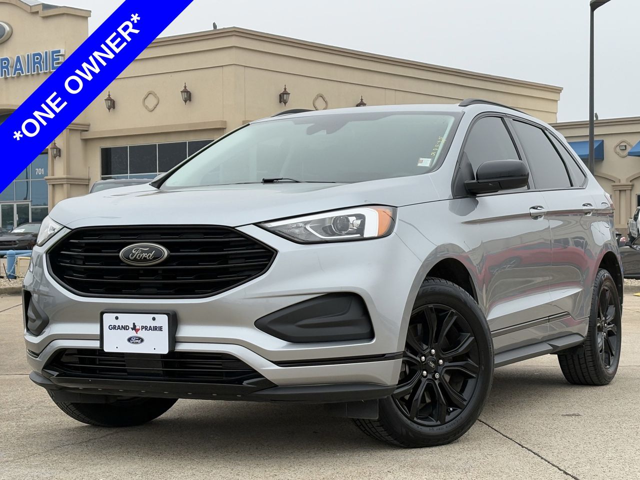 2022 Ford Edge SE's photo