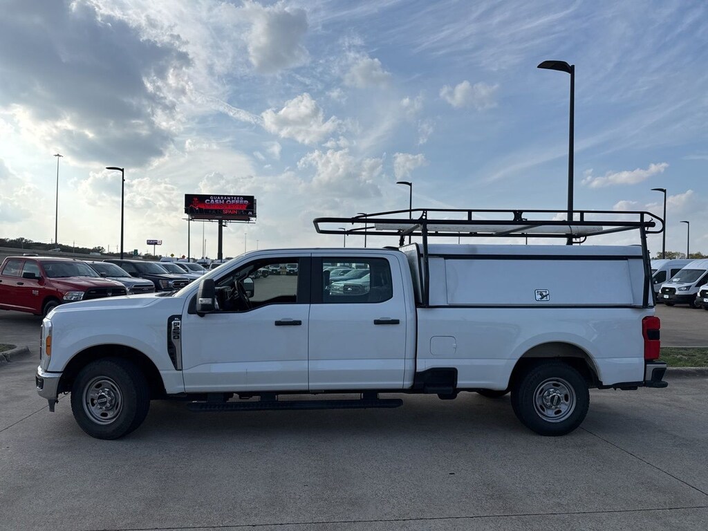 Used 2023 Ford F-250 XL Truck Crew Cab