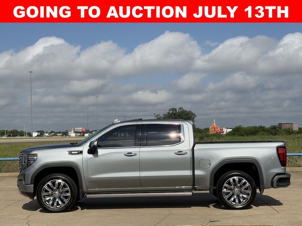 Used 2024 GMC
