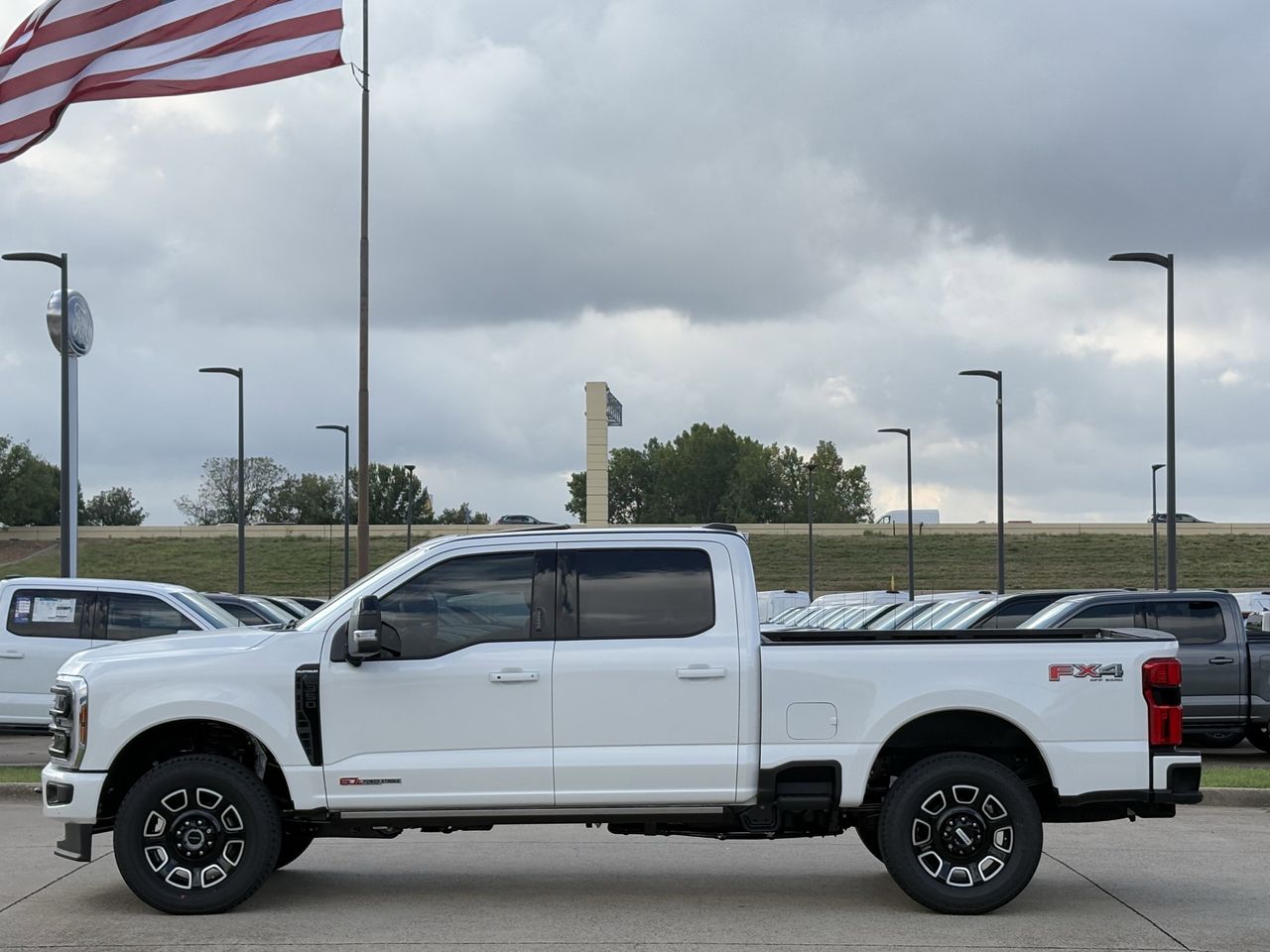 2026 Ford F-350 photo 3