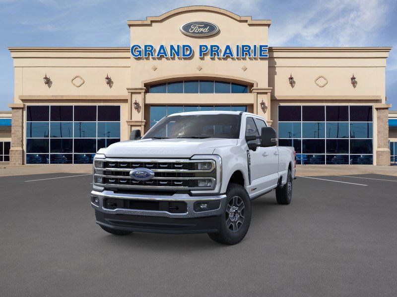 2026 Ford F-350 Lariat photo 2