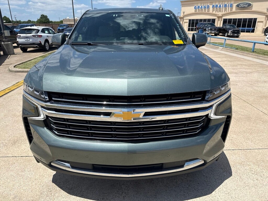 Used 2024 Chevrolet Suburban LT SUV