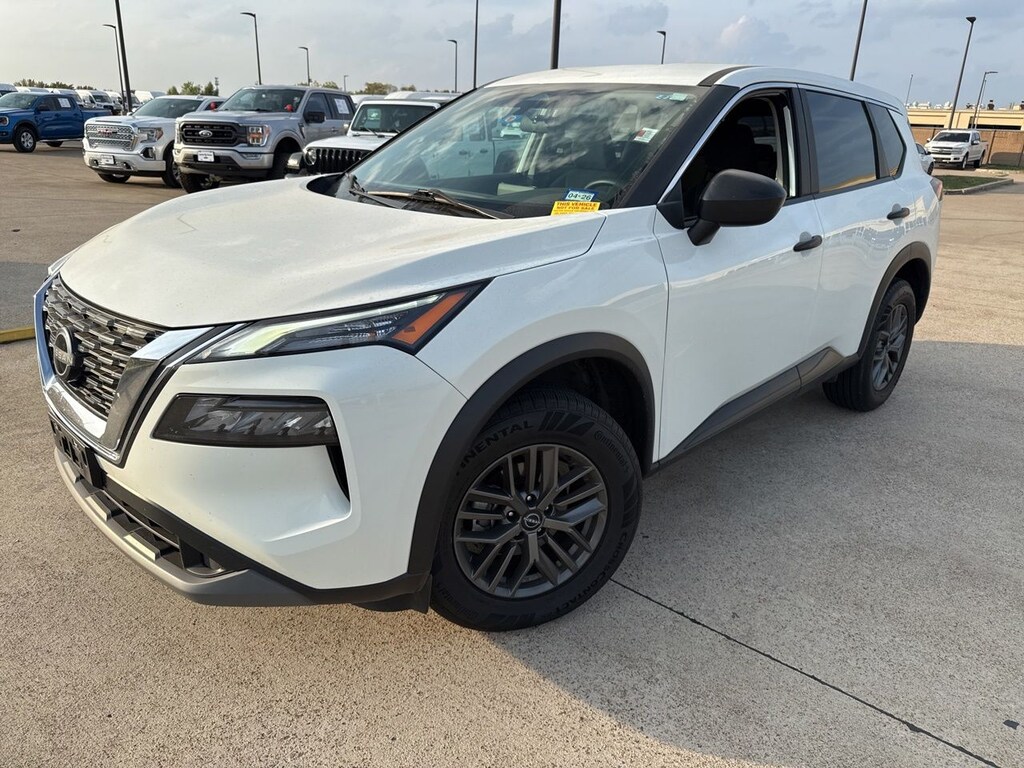 Used 2023 Nissan Rogue S SUV