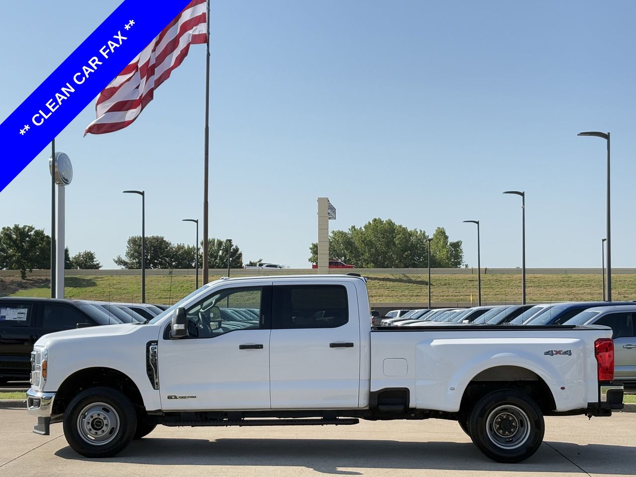 2024 Ford F-350 XLT photo 3