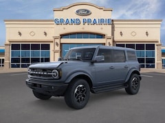 2025 Ford Bronco Outer Banks SUV