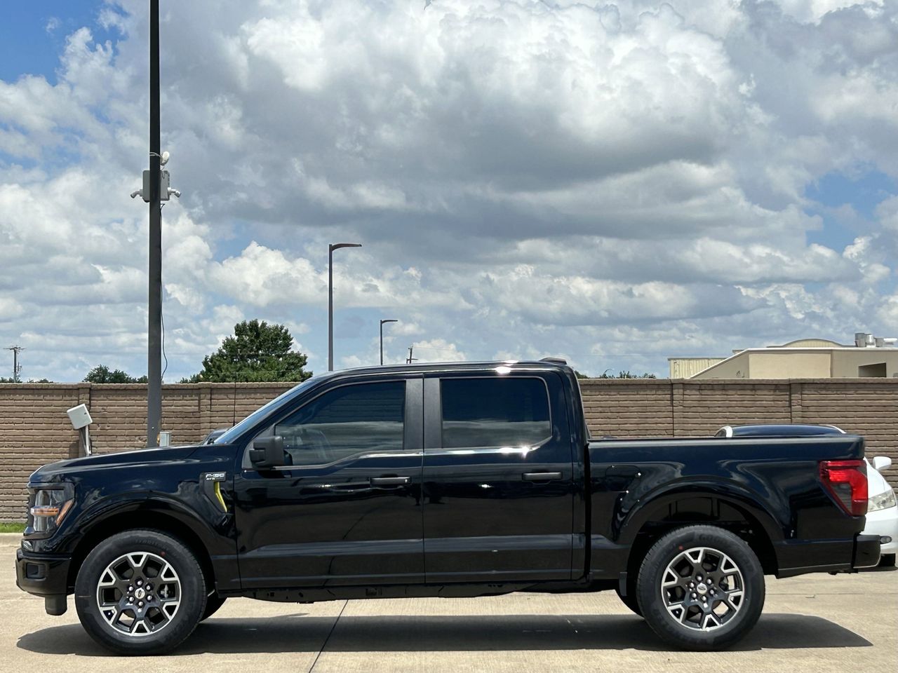 2025 Ford F-150 STX photo 3