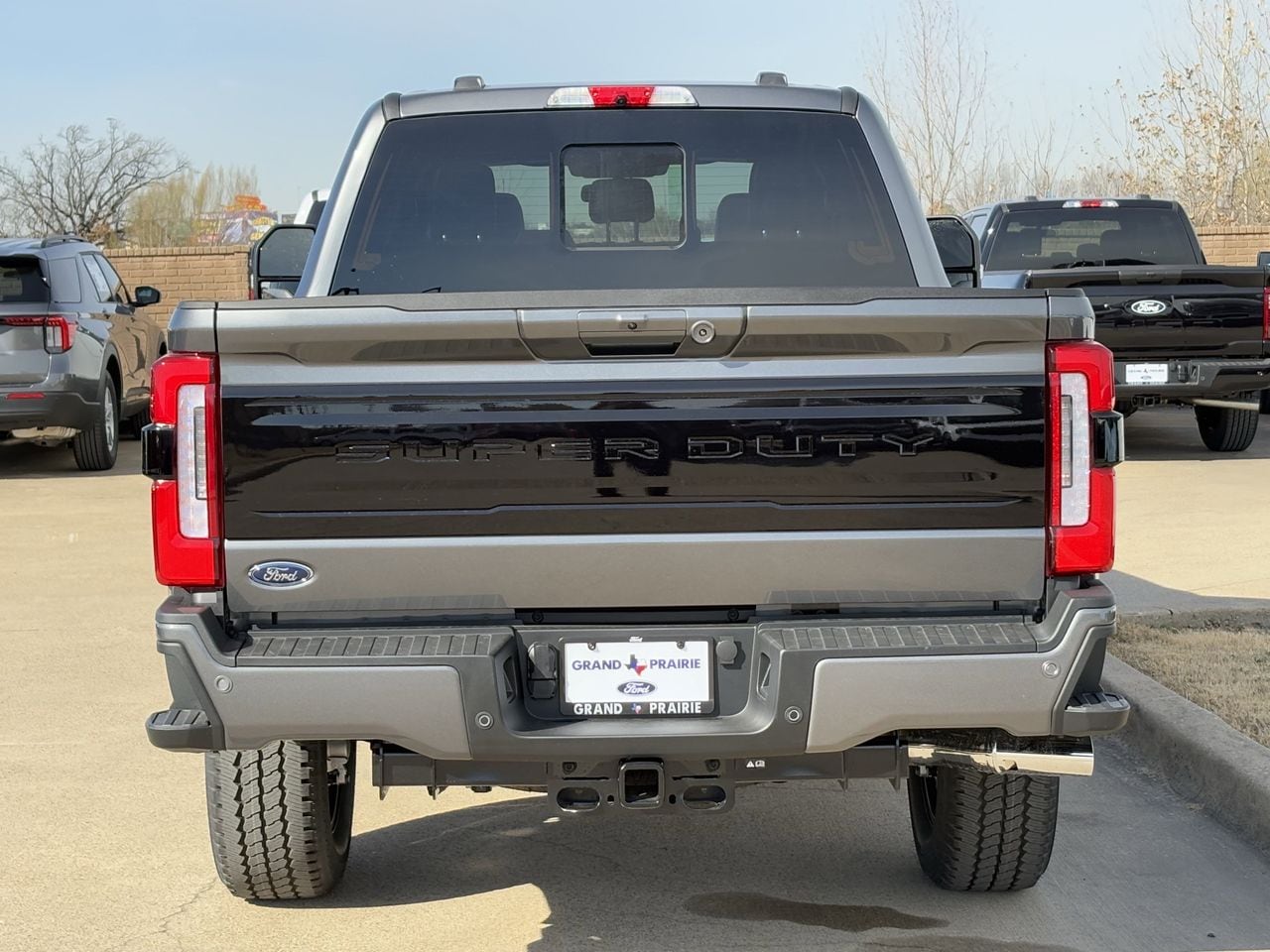 2026 Ford F-250 Super Duty Platinum - Photo 6