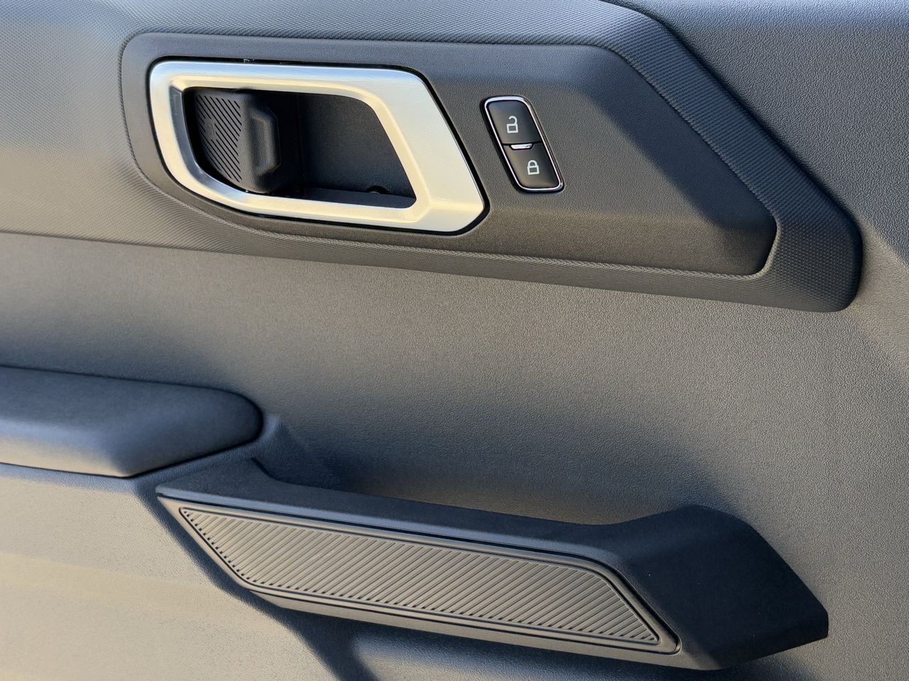 2025 Ford Bronco 4-Door Base - Photo 21