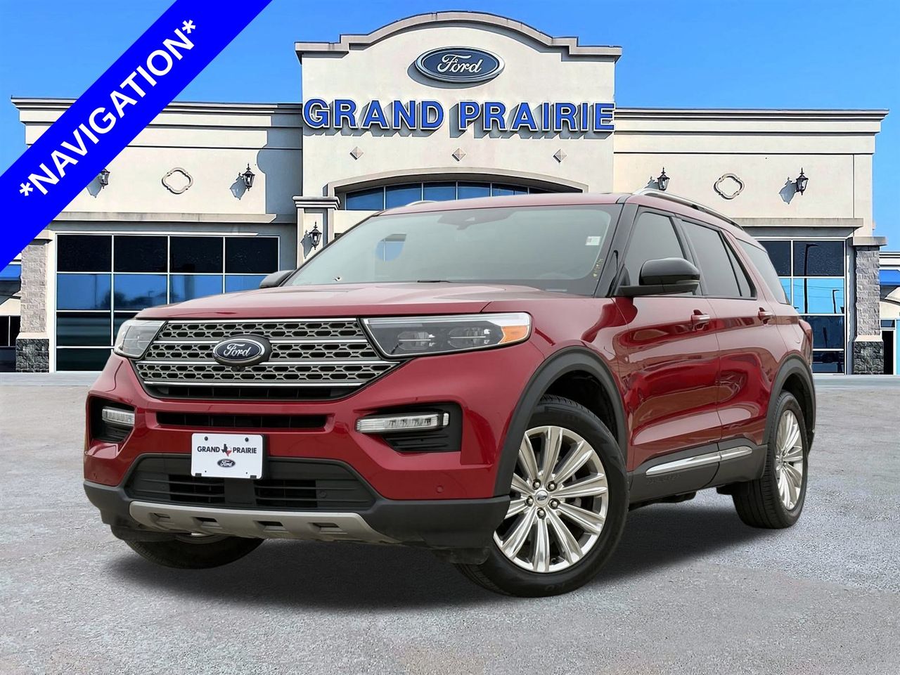 2023 Ford Explorer Limited's photo