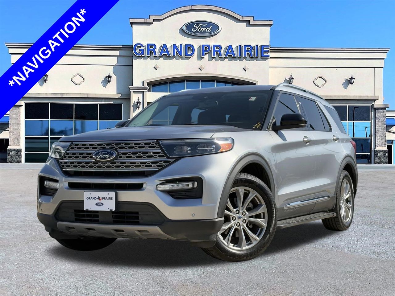 2022 Ford Explorer Limited RWD's photo