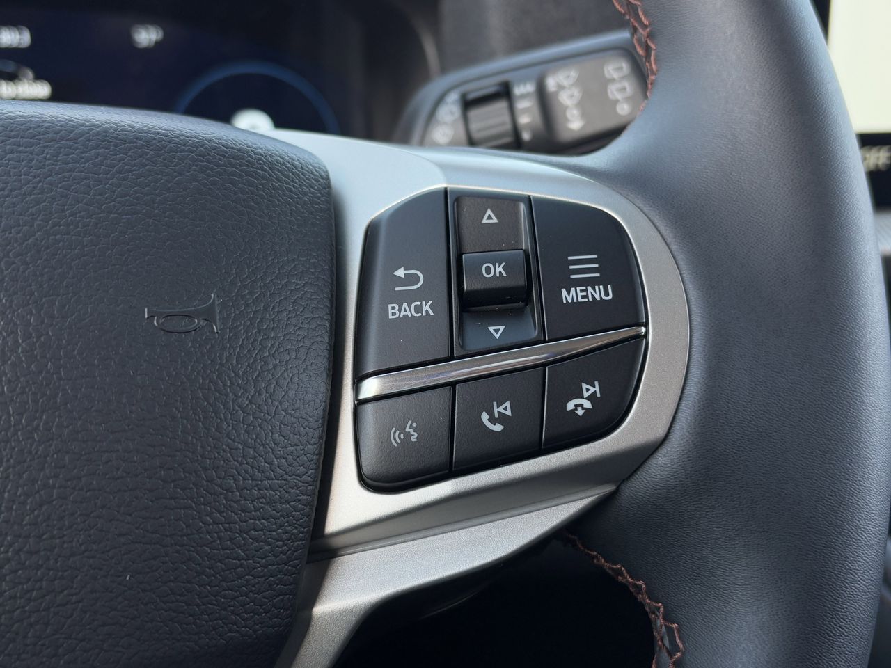 2026 Ford Explorer Active - Photo 15