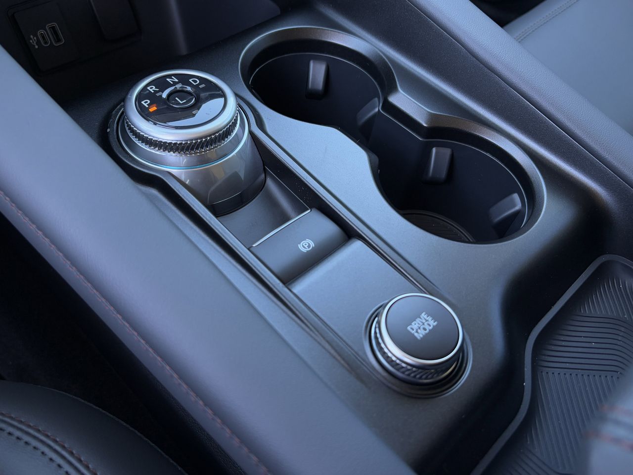 2026 Ford Explorer Active - Photo 17
