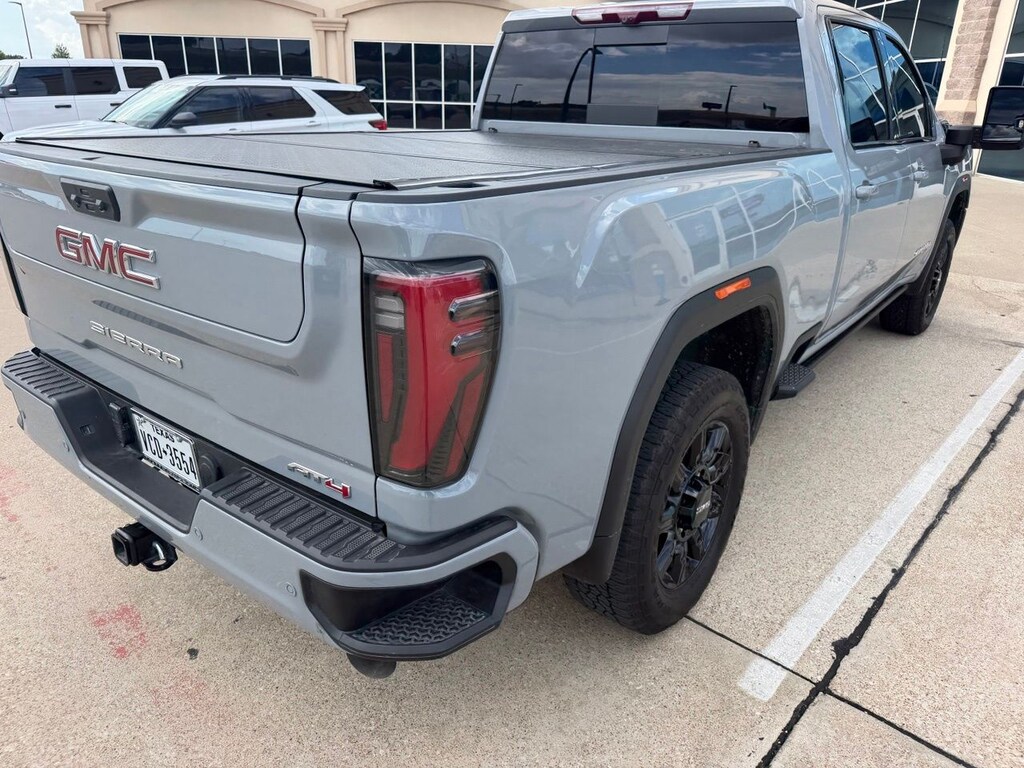 Used 2024 GMC