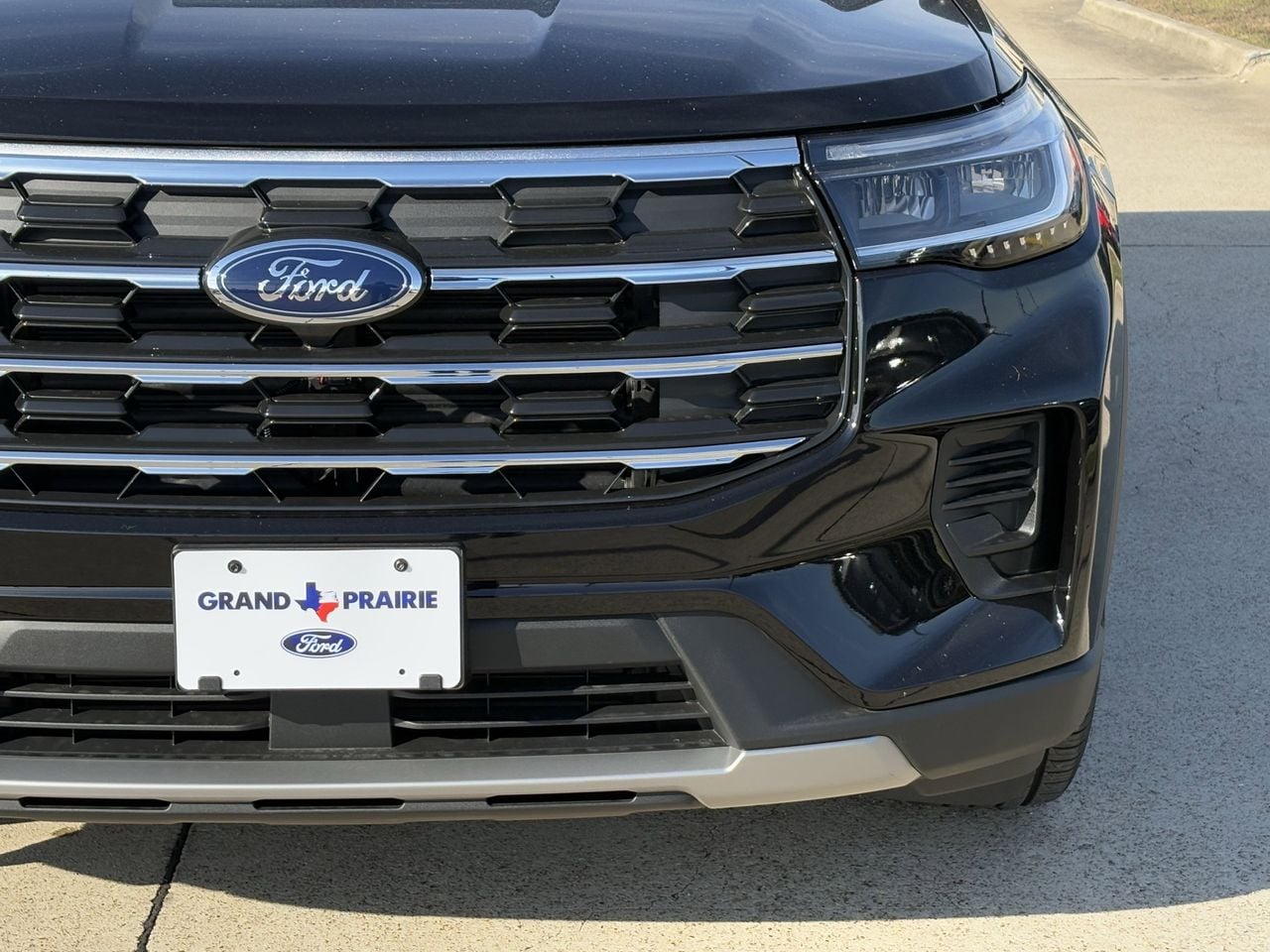 2026 Ford Explorer Active - Photo 9