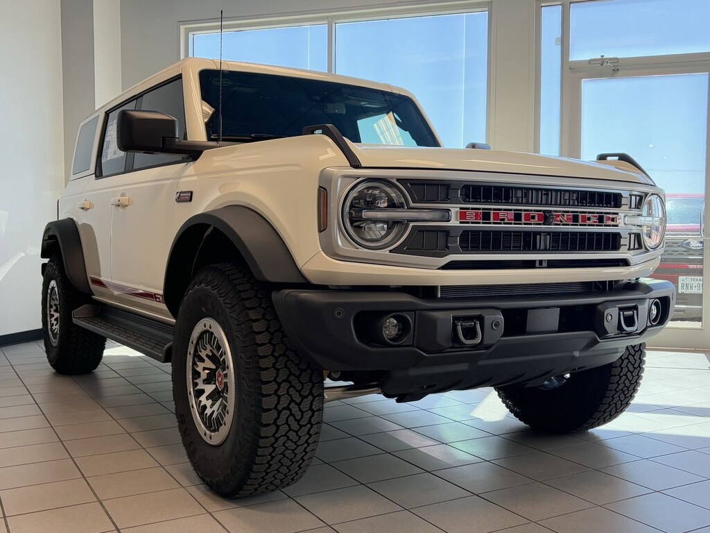 New 2026 Ford Bronco Outer Banks SUV