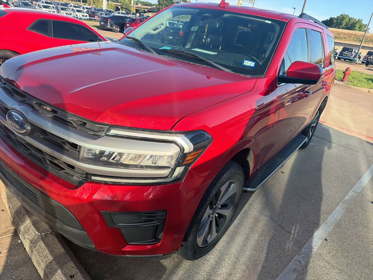 2022 Ford Expedition XLT's photo
