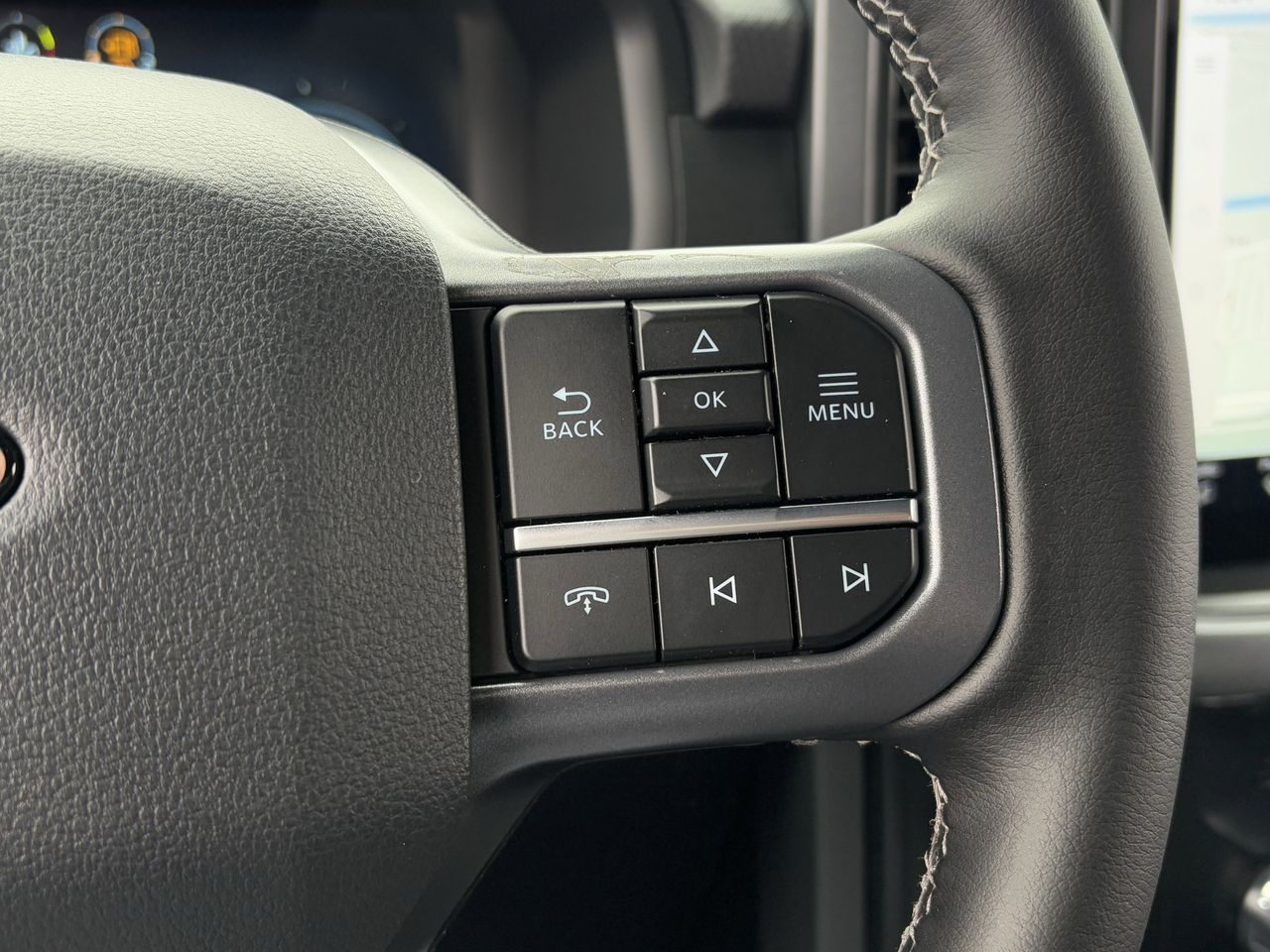2025 Ford F-150 XLT - Photo 14