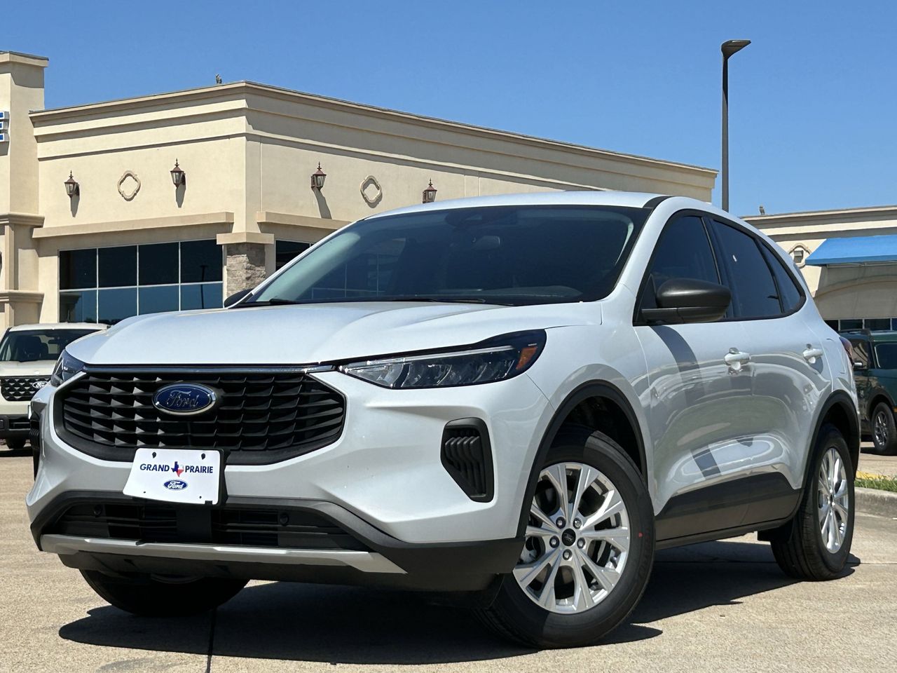 2025 Ford Escape Active photo 2